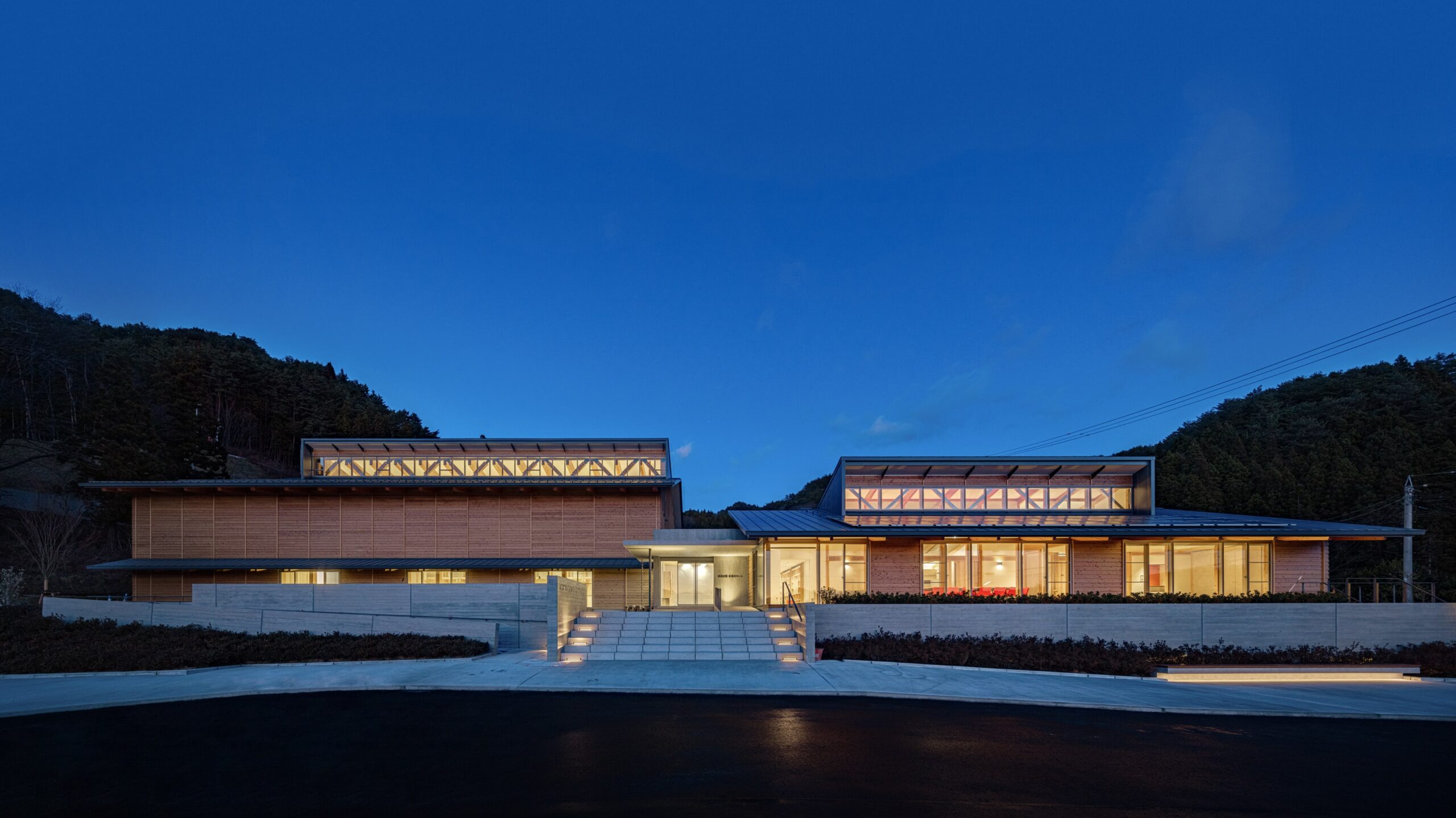 大槌町中央公民館　赤浜分館・多目的ホールの竣工式が執り行われました。
